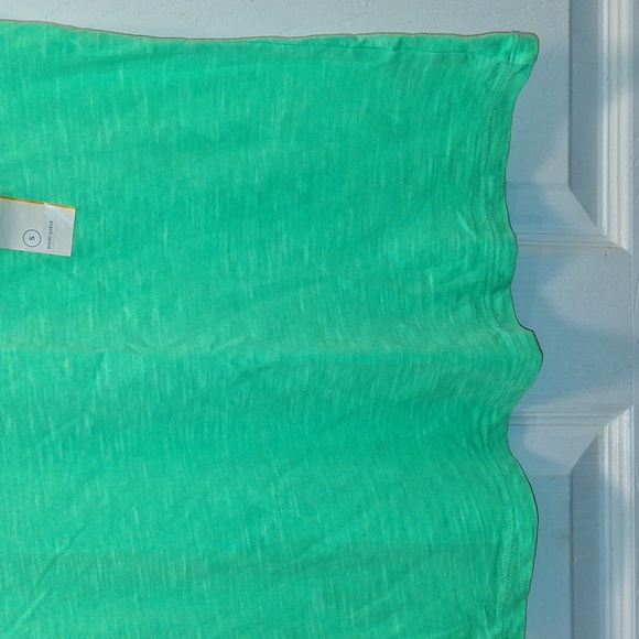 Universal Thread Green T Shirt - Picture 6 of 7